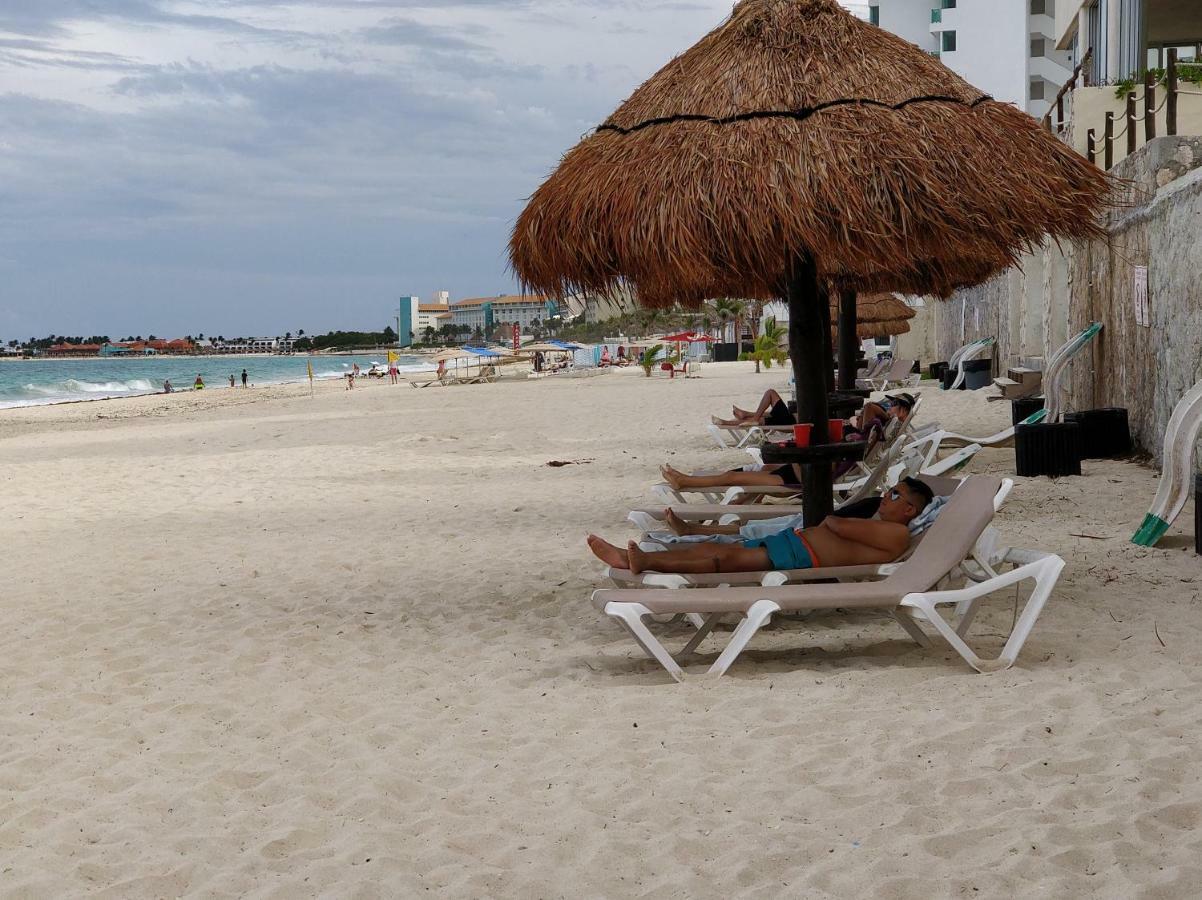 Ocean Front Suite, Balcony, Kitchen. Cancún Esterno foto