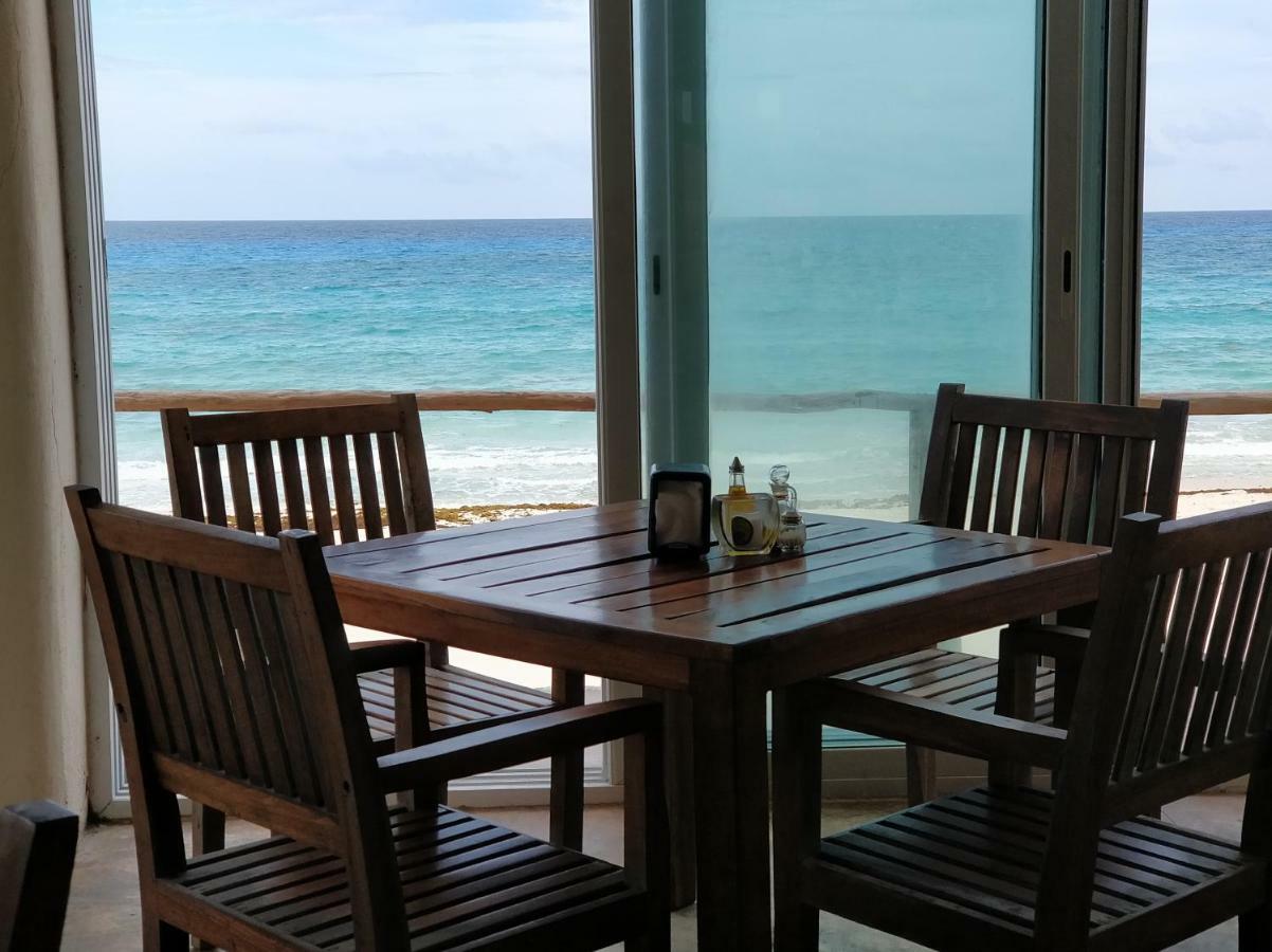 Ocean Front Suite, Balcony, Kitchen. Cancún Esterno foto